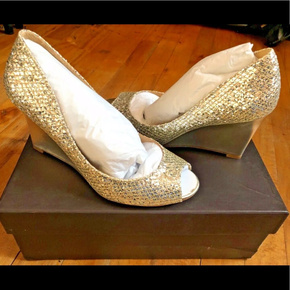 BADGLEY MISCHKA “AWAKE” Peep Toe